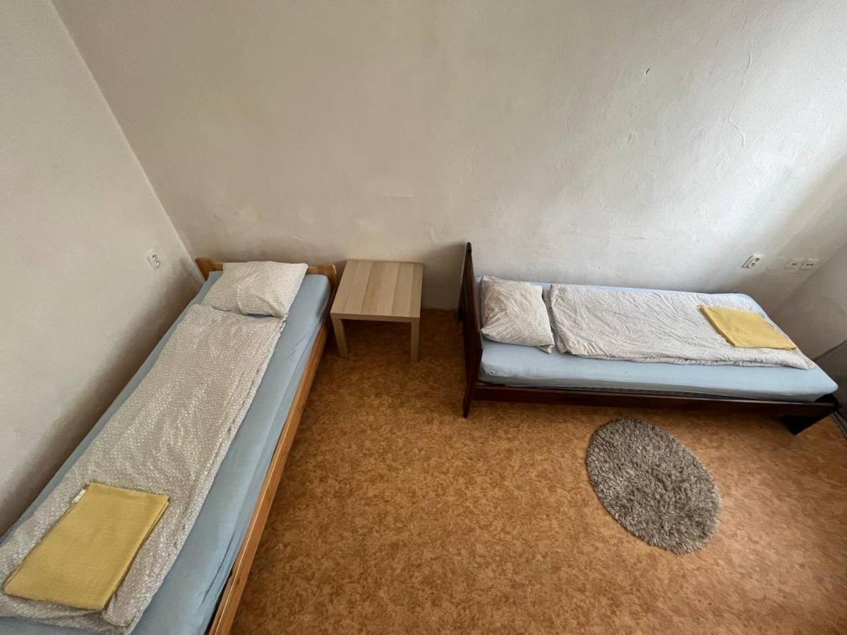 Near Main Railway And Bus Station Apartman Brünn  Kültér fotó