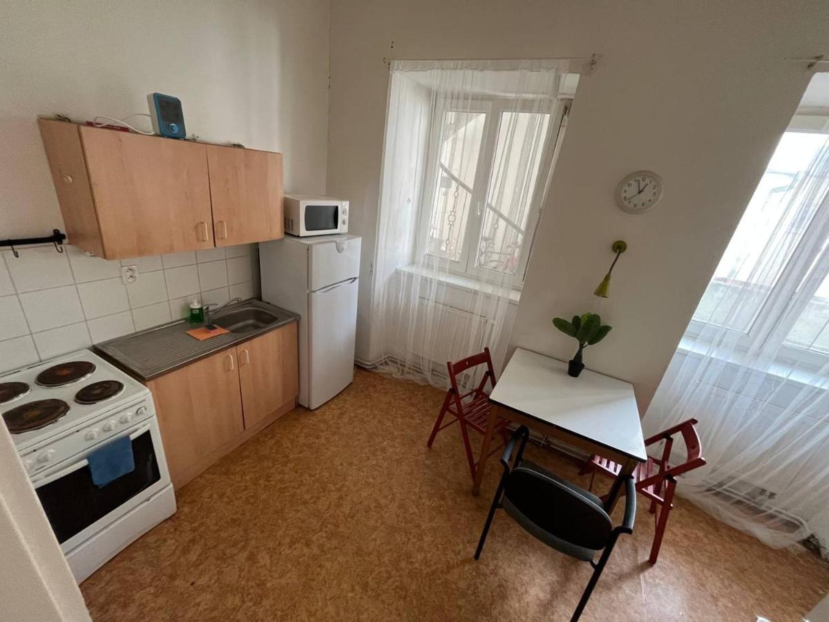 Near Main Railway And Bus Station Apartman Brünn  Kültér fotó